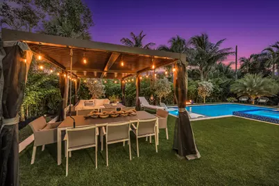 215 NE 28th Court, Wilton Manors, FL 33334 - Photo 11