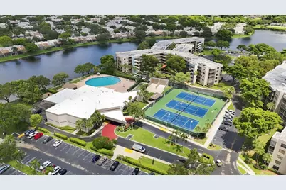 1100 Colony Point Circle #121, Pembroke Pines, FL 33026 - Photo 29