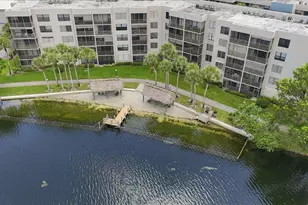 1100 Colony Point Cir, Pembroke Pines, FL 33026 - Photo 5