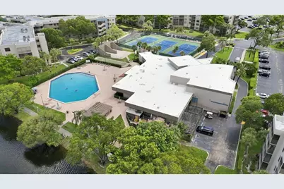 1100 Colony Point Circle #121, Pembroke Pines, FL 33026 - Photo 33