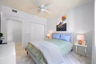 250 NE 3rd Ave, Delray Beach, FL 33444 - Photo 9