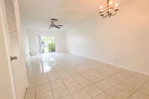 5445 Glenda St, West Palm Beach, FL 33417 - Photo 5