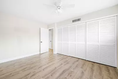 2455 NE 51st Street #E102, Fort Lauderdale, FL 33308 - Photo 19