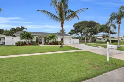 72 Willow Road, Tequesta, FL 33469 - Photo 1