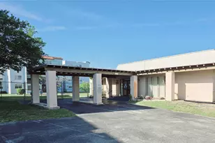 2860 Somerset Dr, Lauderdale Lakes, FL 33311 - Photo 3