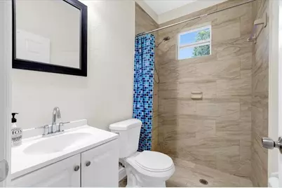 306 N 18th Court #2, Fort Pierce, FL 34950 - Photo 9