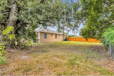 306 N 18th Court #2, Fort Pierce, FL 34950 - Photo 13