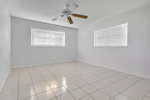 512 Holly Dr, Palm Beach Gardens, FL 33410 - Photo 13