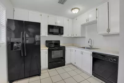 512 Holly Drive #1, Palm Beach Gardens, FL 33410 - Photo 11