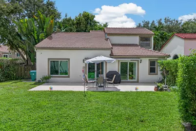 2640 Cayenne Avenue, Cooper City, FL 33026 - Photo 9