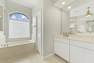 1043 SW Idol Ave, Port Saint Lucie, FL 34953 - Photo 23