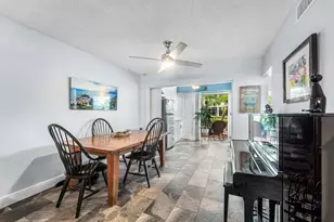 16 Colonial Club Dr, Boynton Beach, FL 33435 - Photo 7