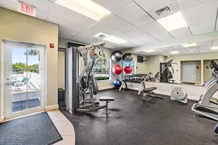 16 Colonial Club Dr, Boynton Beach, FL 33435 - Photo 27