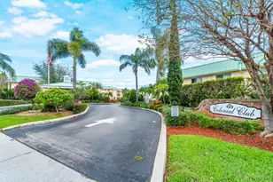 16 Colonial Club Dr, Boynton Beach, FL 33435 - Photo 21