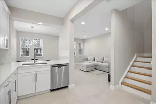950 Marina Del Ray Ln, West Palm Beach, FL 33401 - Photo 7