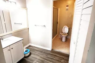 15747 Woodgate Pl, Sunrise, FL 33326 - Photo 7