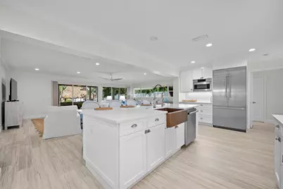 12831 S Shore Drive, Palm Beach Gardens, FL 33410 - Photo 9