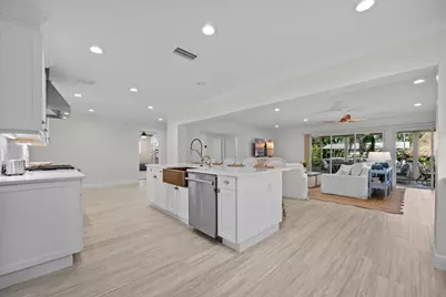 12831 S Shore Drive, Palm Beach Gardens, FL 33410 - Photo 7