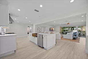 12831 S Shore Dr, Palm Beach Gardens, FL 33410 - Photo 7