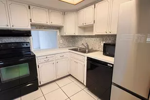 899 SE 2nd Ave, Deerfield Beach, FL 33441 - Photo 3