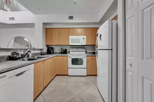 7940 N Nob Hill Rd, Tamarac, FL 33321 - Photo 3