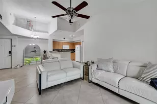7940 N Nob Hill Rd, Tamarac, FL 33321 - Photo 11