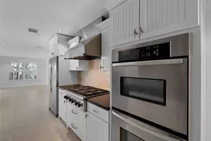 2401 NE 47th St, Lighthouse Point, FL 33064 - Photo 21
