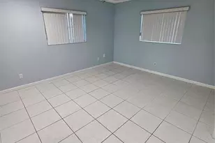 9431 NW 24th Pl, Pembroke Pines, FL 33024 - Photo 11