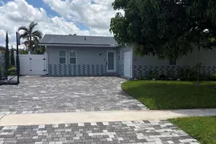 8250 SW 8th Ct, North Lauderdale, FL 33068 - Photo 3