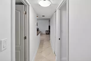 405 N Ocean Blvd, Pompano Beach, FL 33062 - Photo 27