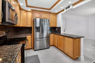 405 N Ocean Blvd, Pompano Beach, FL 33062 - Photo 11