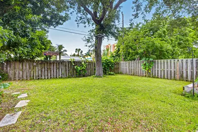 216 E 24th Street, Riviera Beach, FL 33404 - Photo 37