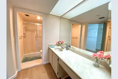 1000 SW 128th Terrace #411V, Pembroke Pines, FL 33027 - Photo 11