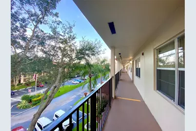 1000 SW 128th Terrace #411V, Pembroke Pines, FL 33027 - Photo 29