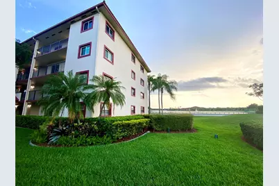 1000 SW 128th Terrace #411V, Pembroke Pines, FL 33027 - Photo 1