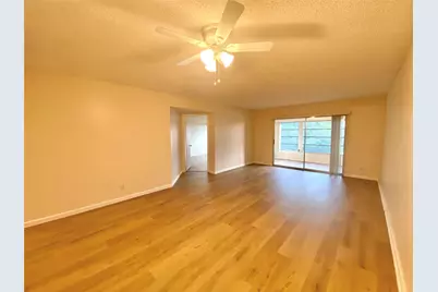 1000 SW 128th Terrace #411V, Pembroke Pines, FL 33027 - Photo 7