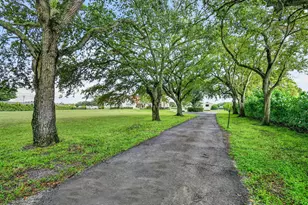 876 Cindy Cir Ln, Wellington, FL 33414 - Photo 7