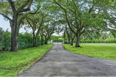 876 Cindy Cir Lane, Wellington, FL 33414 - Photo 47