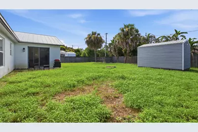 385 SW Nativity Terrace, Port Saint Lucie, FL 34953 - Photo 27