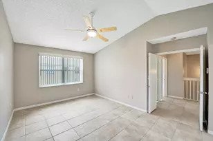 1365 NW 154th Ln, Pembroke Pines, FL 33028 - Photo 15