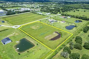 600 65th Ave SW, Vero Beach, FL 32968 - Photo 1