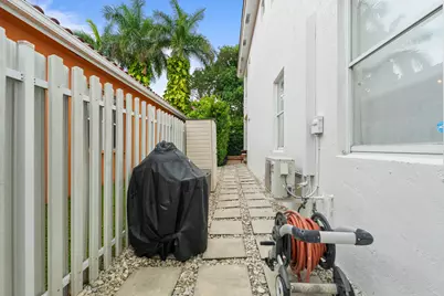 7372 NW 18th Court, Pembroke Pines, FL 33024 - Photo 51