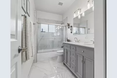 7372 NW 18th Court, Pembroke Pines, FL 33024 - Photo 35
