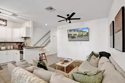 159 SW 7th Court, Pompano Beach, FL 33060 - Photo 9