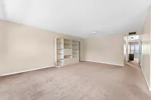 309 Wellington M, West Palm Beach, FL 33417 - Photo 7