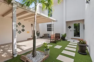 3063 N Palm Aire Dr, Pompano Beach, FL 33069 - Photo 1