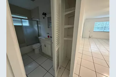 421 NE 11th Street #5, Fort Lauderdale, FL 33304 - Photo 15