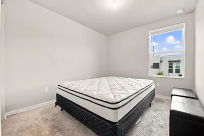 3570 San Bernardino Way, Palm Springs, FL 33461 - Photo 17