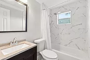 809 N 22nd St, Fort Pierce, FL 34950 - Photo 19