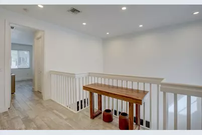 131 S East 7th Way #131, Pompano Beach, FL 33060 - Photo 23